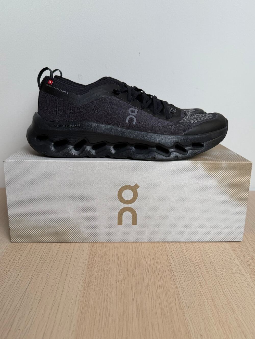 Limited On x Zendaya Cloudtilt Moon Black Sneaker - Size 9 - New